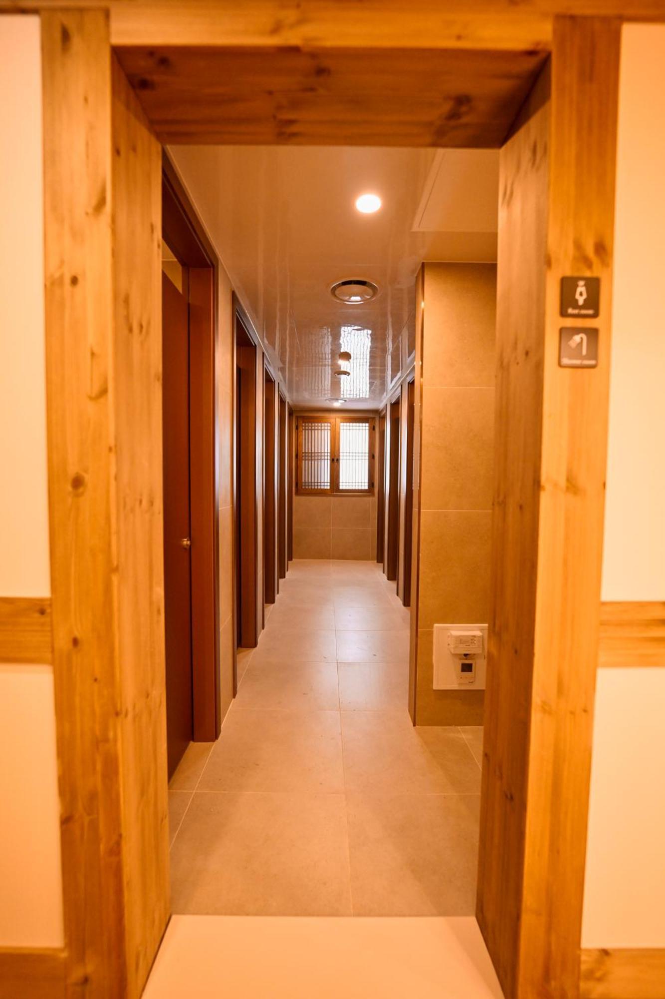 Hanok Hotel Daam โซล ภายนอก รูปภาพ