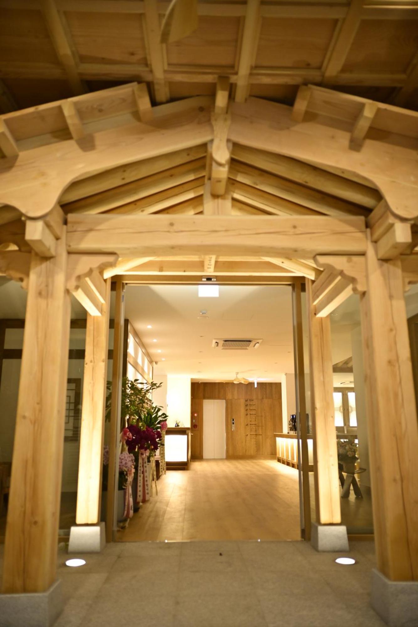 Hanok Hotel Daam โซล ภายนอก รูปภาพ